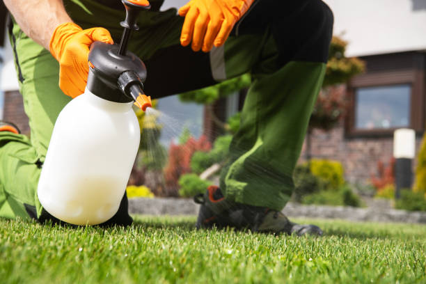 Best Wildlife Control Services  in Strathmore, CA